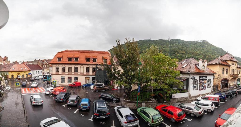 Apartament Dinicu, Brasov, Romania Eksteriør bilde